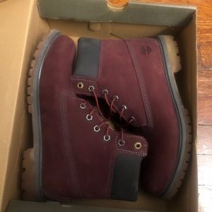 Burgundy Timberlands Sz 11